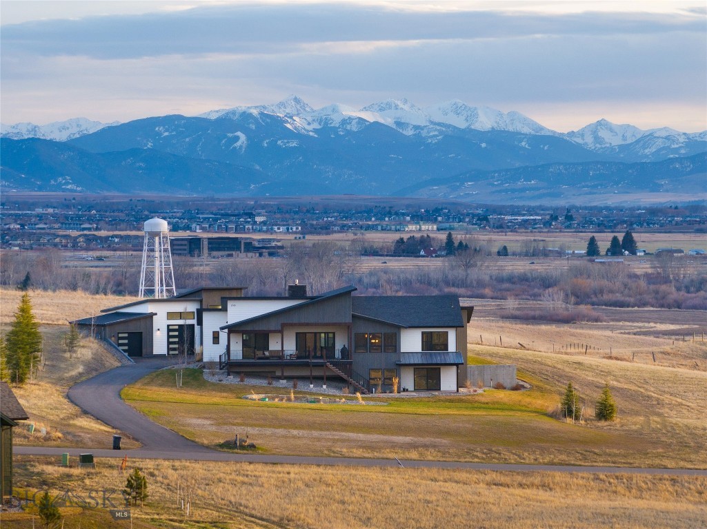 210 Moon Shadow Drive, Bozeman MT 59715