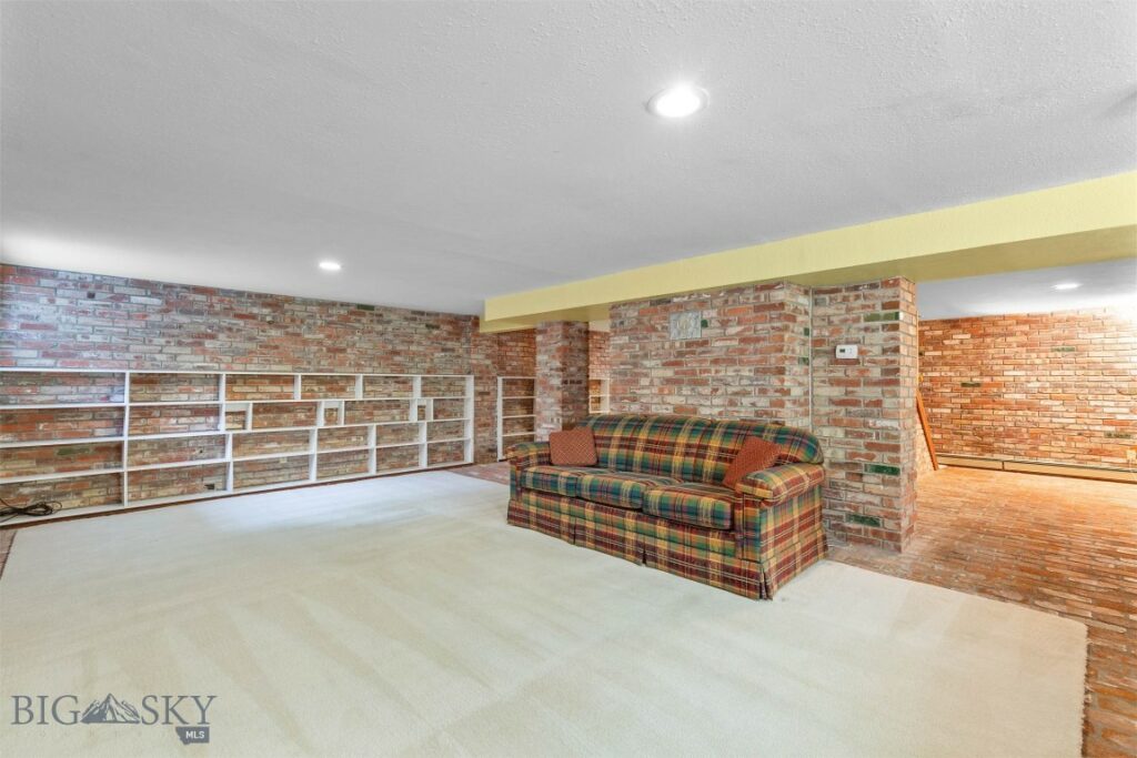 210 W Graf Street, Bozeman MT 59715