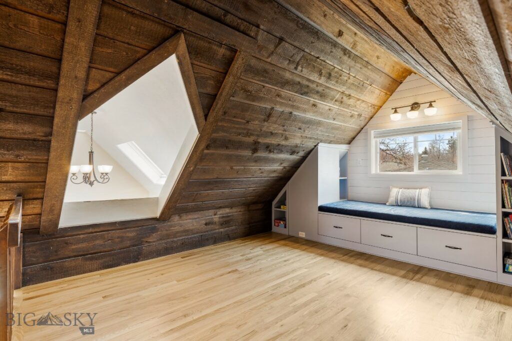 212 S 9th Avenue, Bozeman MT 59715