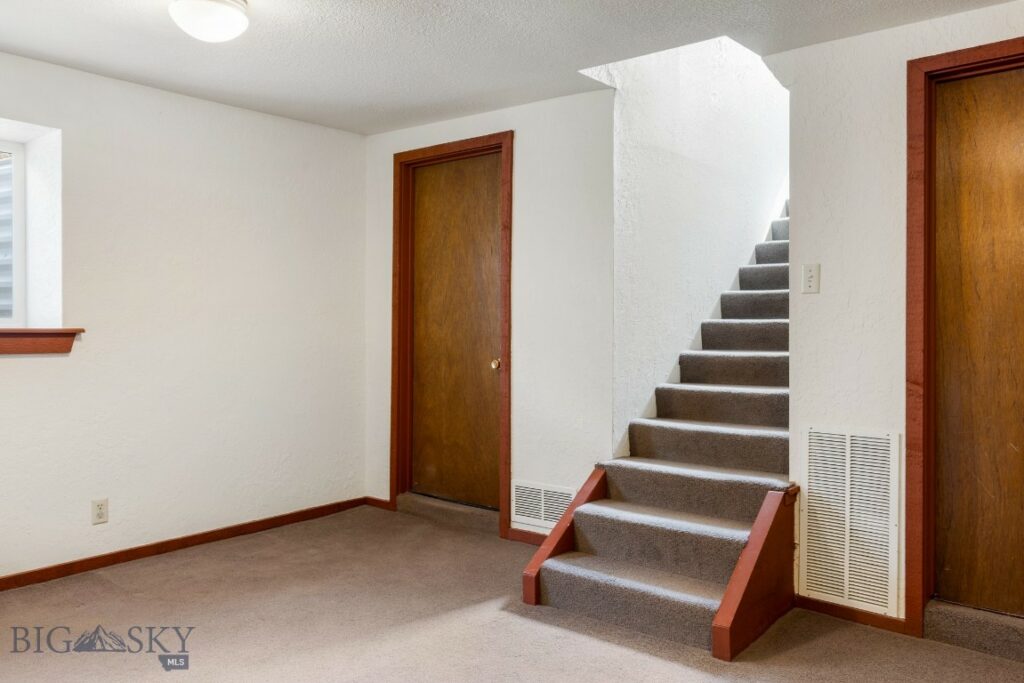 212 S 9th Avenue, Bozeman MT 59715