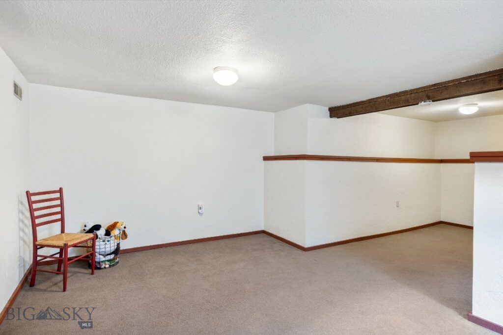 212 S 9th Avenue, Bozeman MT 59715