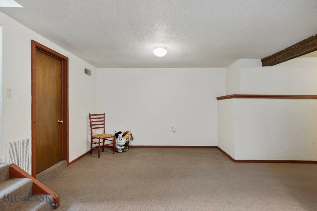 212 S 9th Avenue, Bozeman MT 59715