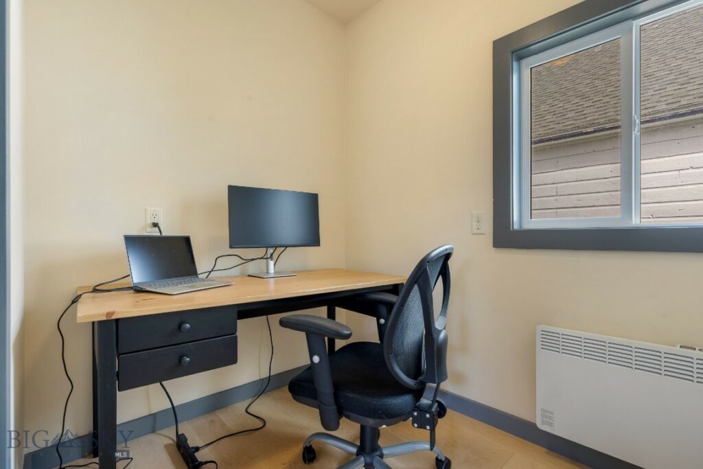 212 S 9th Avenue, Bozeman MT 59715