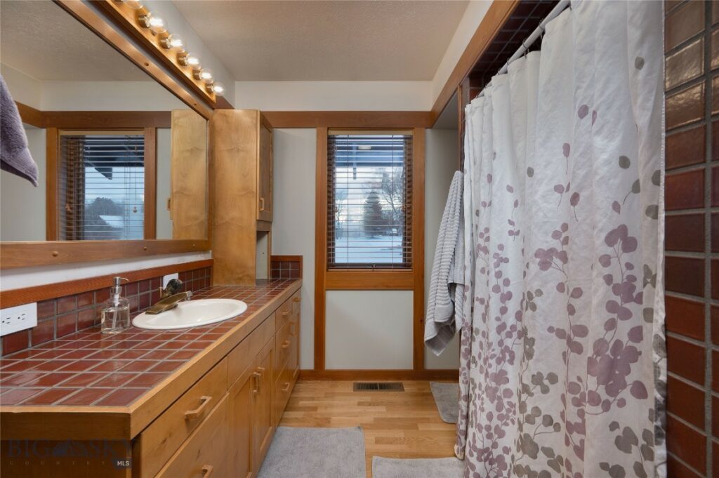 2122 Fairway Drive, Bozeman MT 59715