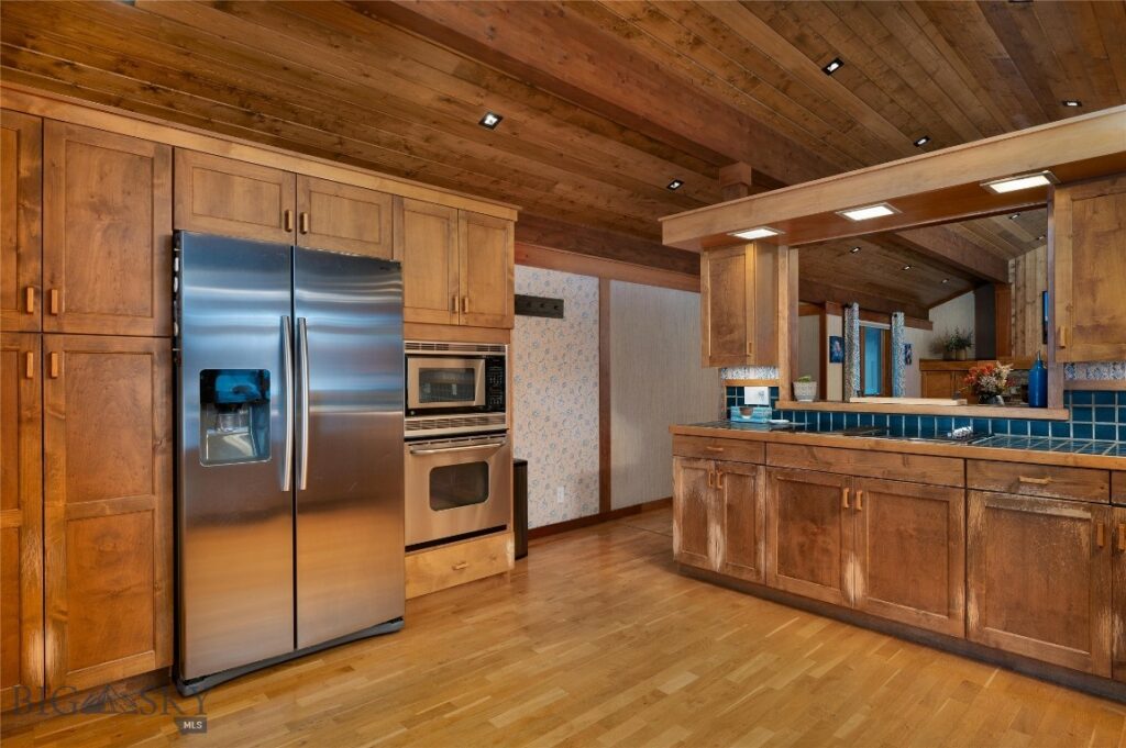 2122 Fairway Drive, Bozeman MT 59715