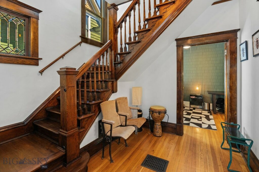 216 S 3rd Avenue, Bozeman MT 59715