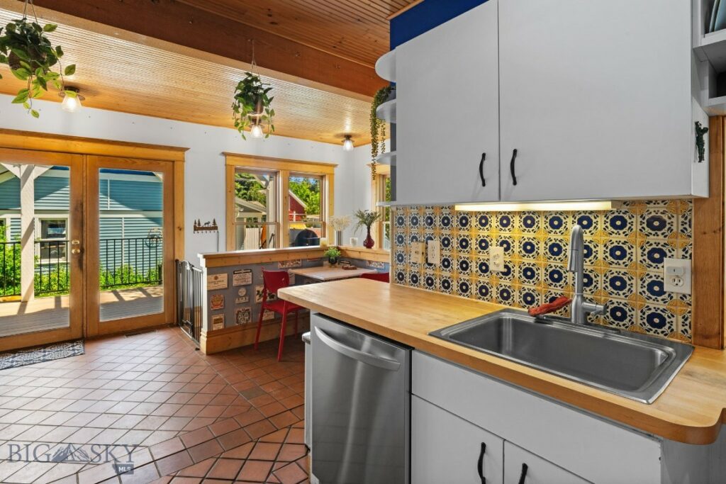 216 S 3rd Avenue, Bozeman MT 59715