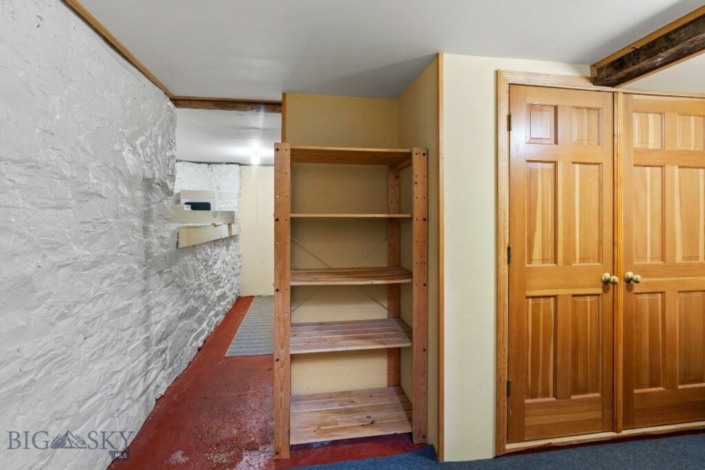 216 S 3rd Avenue, Bozeman MT 59715