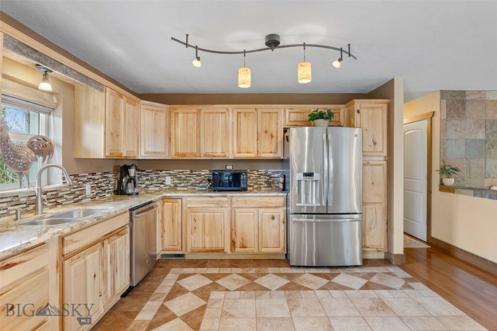 220 Cirque Drive, Bozeman MT 59718