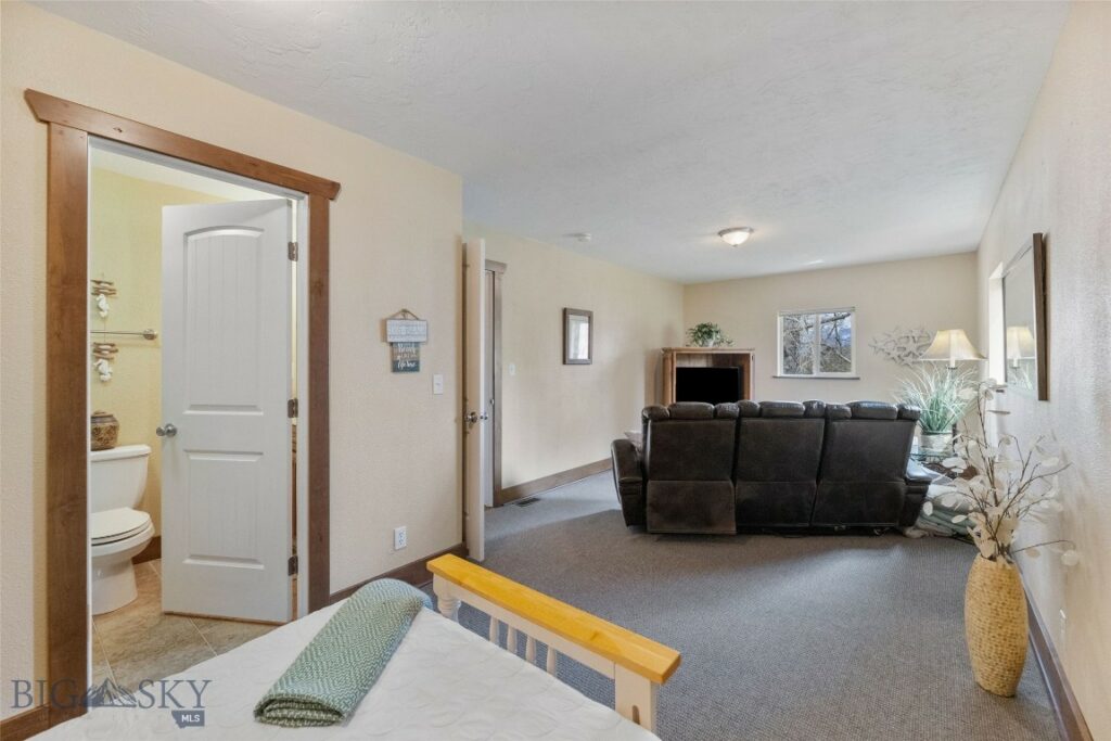 220 Cirque Drive, Bozeman MT 59718