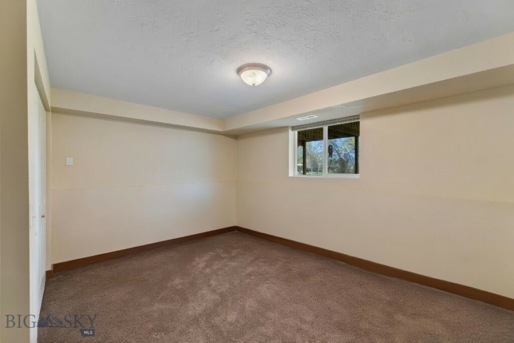 220 Cirque Drive, Bozeman MT 59718