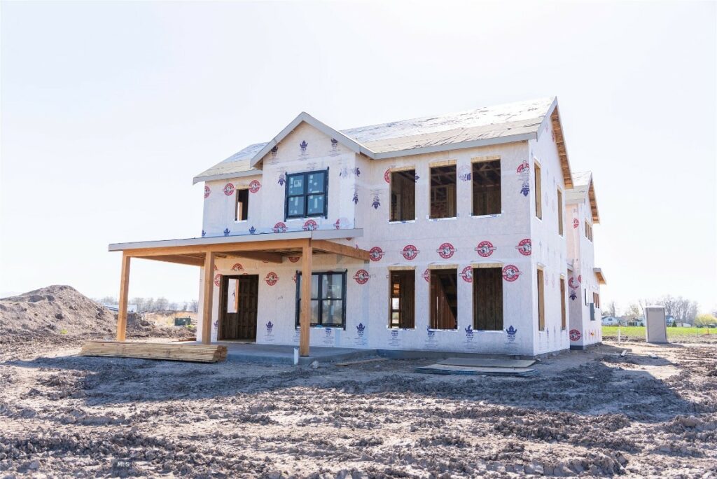 220 Creekbank Loop, Bozeman MT 59718