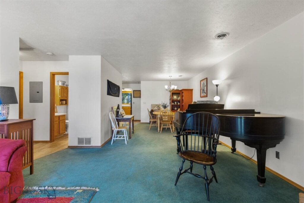 2200 W Dickerson Street, Bozeman MT 59715