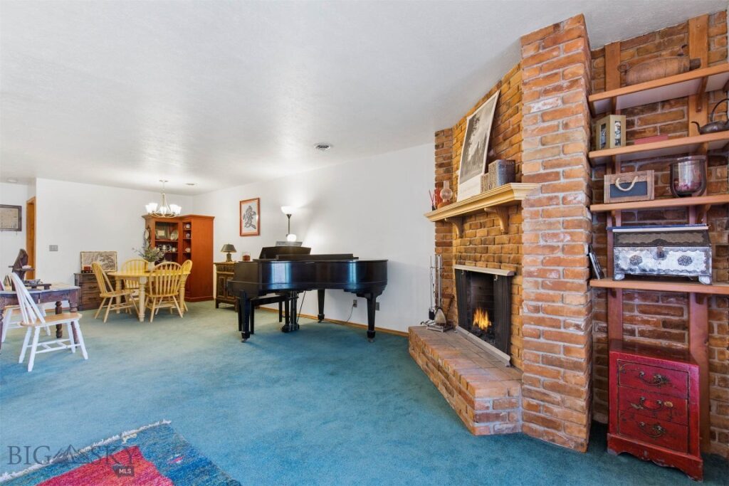 2200 W Dickerson Street, Bozeman MT 59715