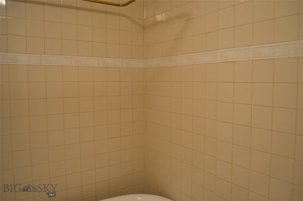 2200 W Dickerson, Bozeman MT 59718