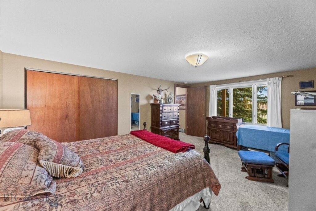 2215 Arrowleaf Hills Drive, Bozeman MT 59715