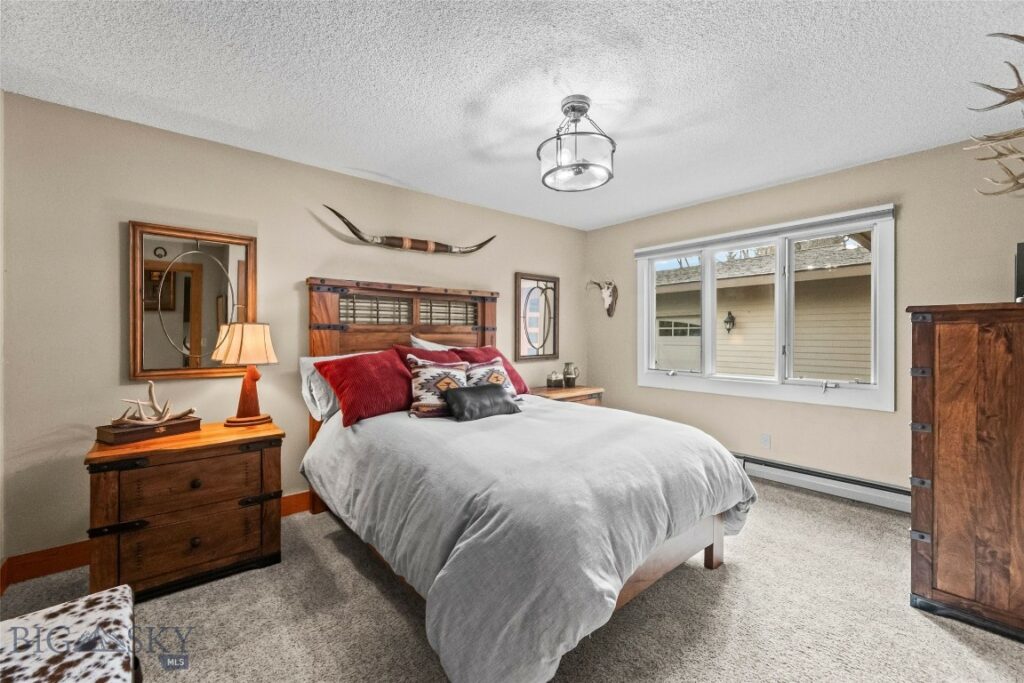 2215 Arrowleaf Hills Drive, Bozeman MT 59715