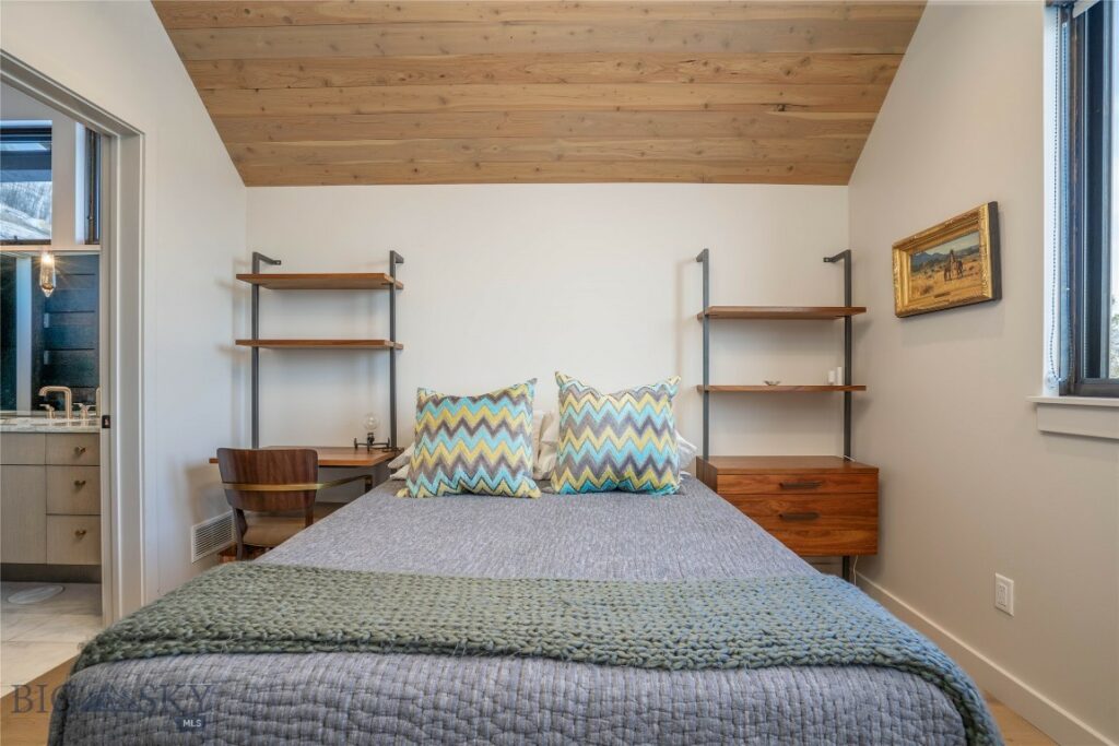 225 Alpen Strasse Street, Bozeman MT 59715