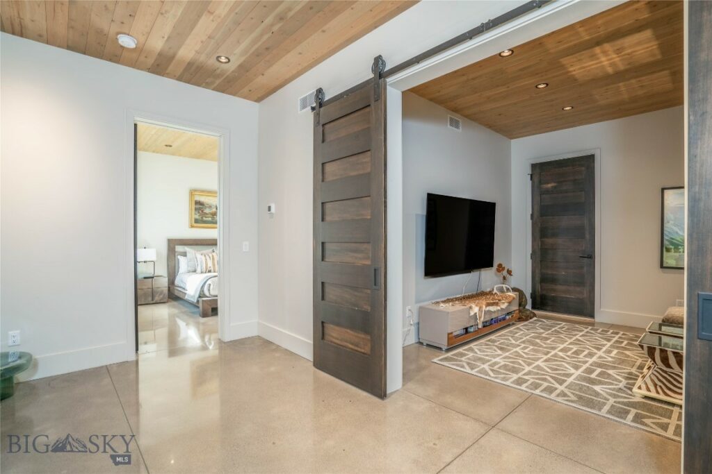 225 Alpen Strasse Street, Bozeman MT 59715