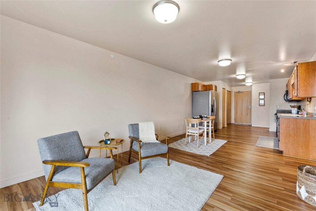 228 S Cottonwood, Bozeman MT 59718