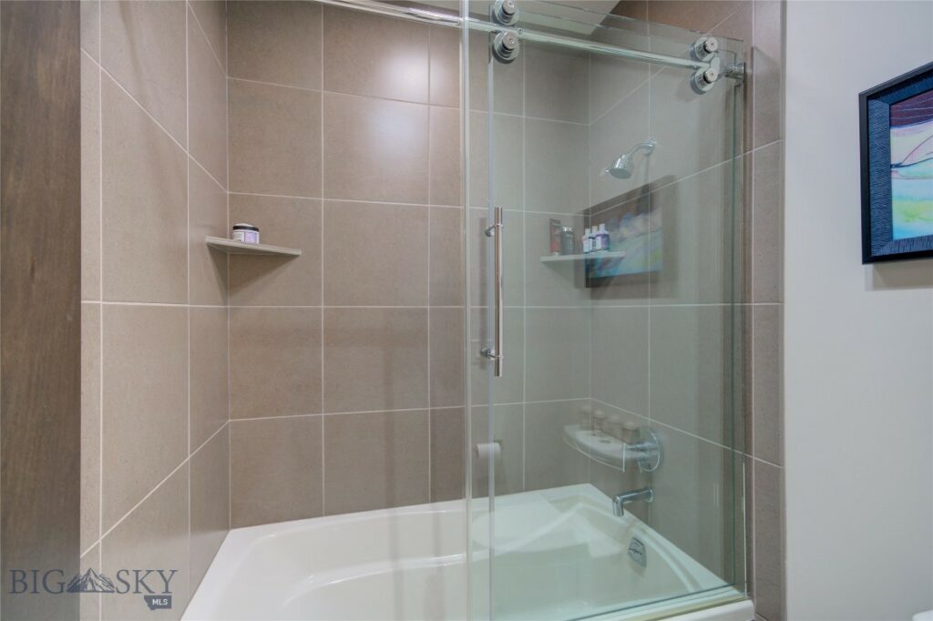 231 Derek, Bozeman MT 59718