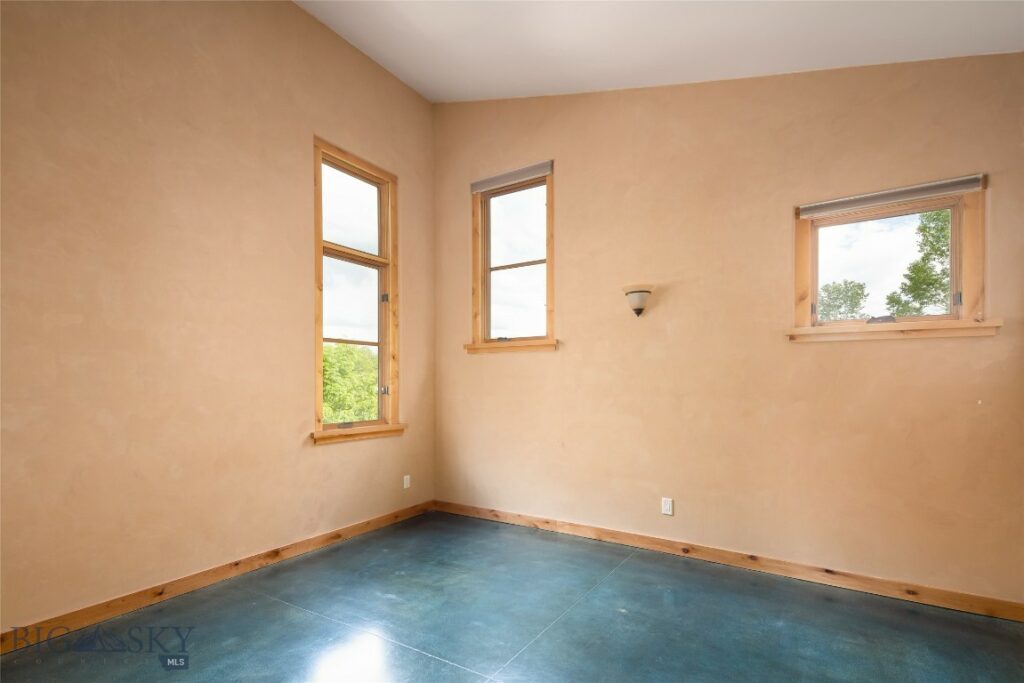 235 Turtle Way, Bozeman MT 59715