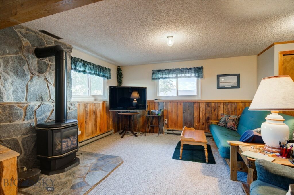 24 Glacier Mountain Lane, Bozeman MT 59718