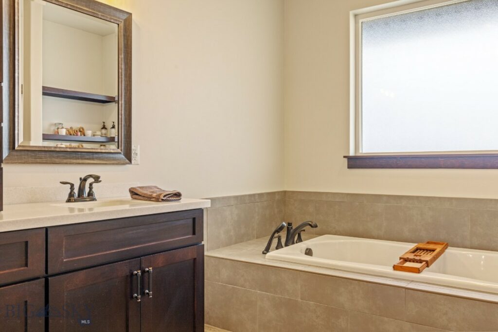 24 King Meadows Lane, Bozeman MT 59718