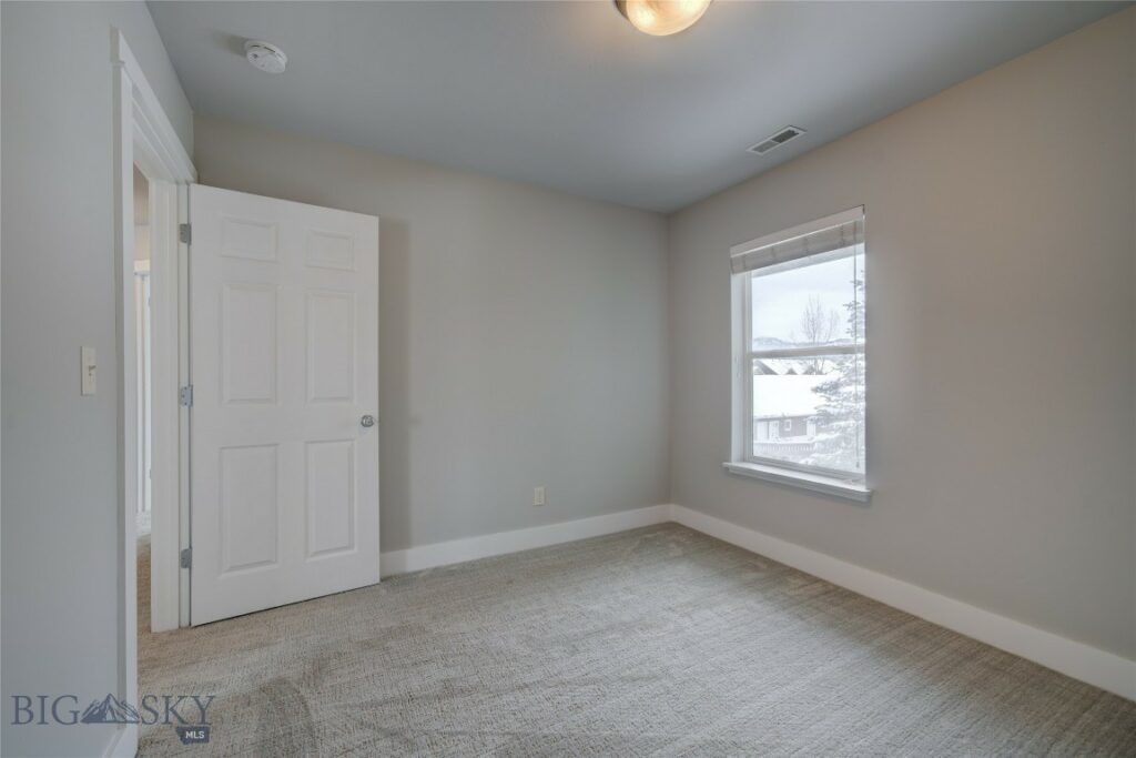 24 N Hanley Avenue, Bozeman MT 59718