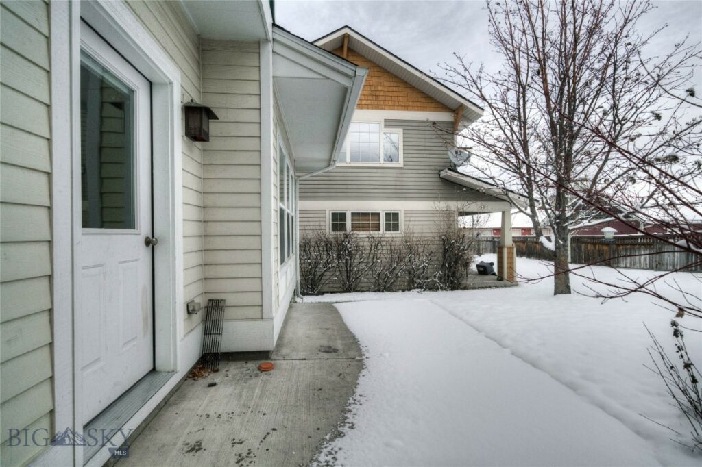 24 N Hanley Avenue, Bozeman MT 59718