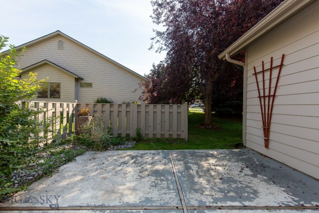 2400 Durston Road, Bozeman MT 59715