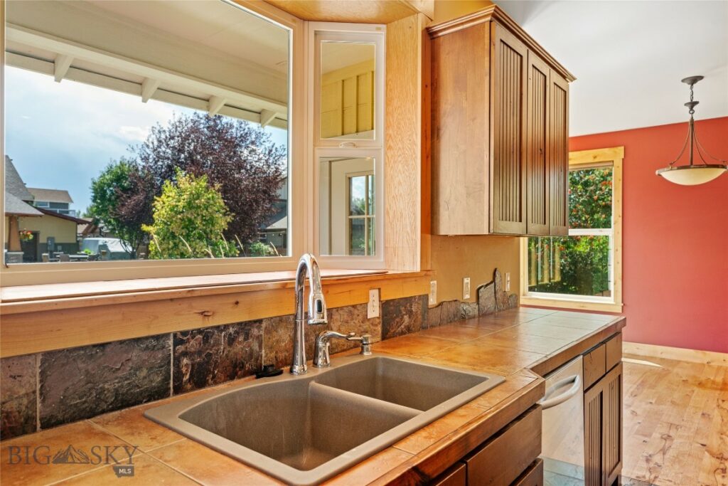 2407 Ferguson, Bozeman MT 59718