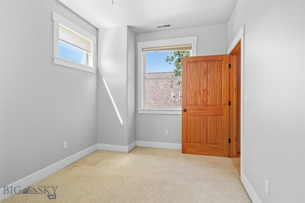 2407 Ferguson, Bozeman MT 59718