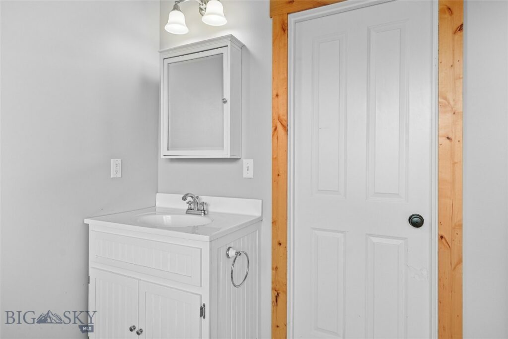 2407 Ferguson, Bozeman MT 59718
