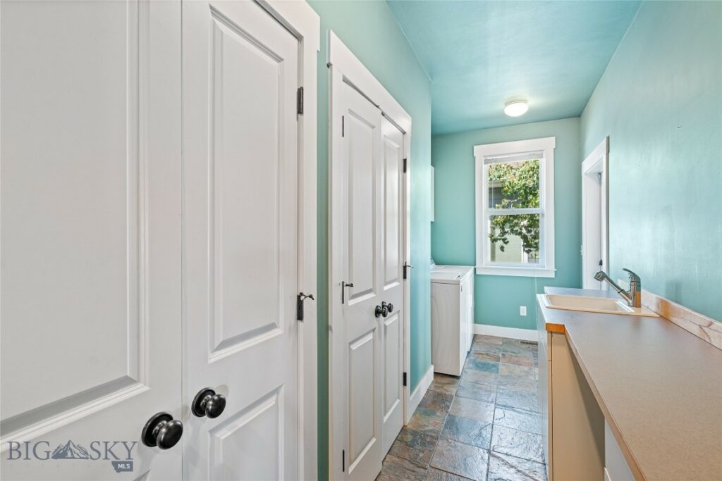 2407 Ferguson, Bozeman MT 59718