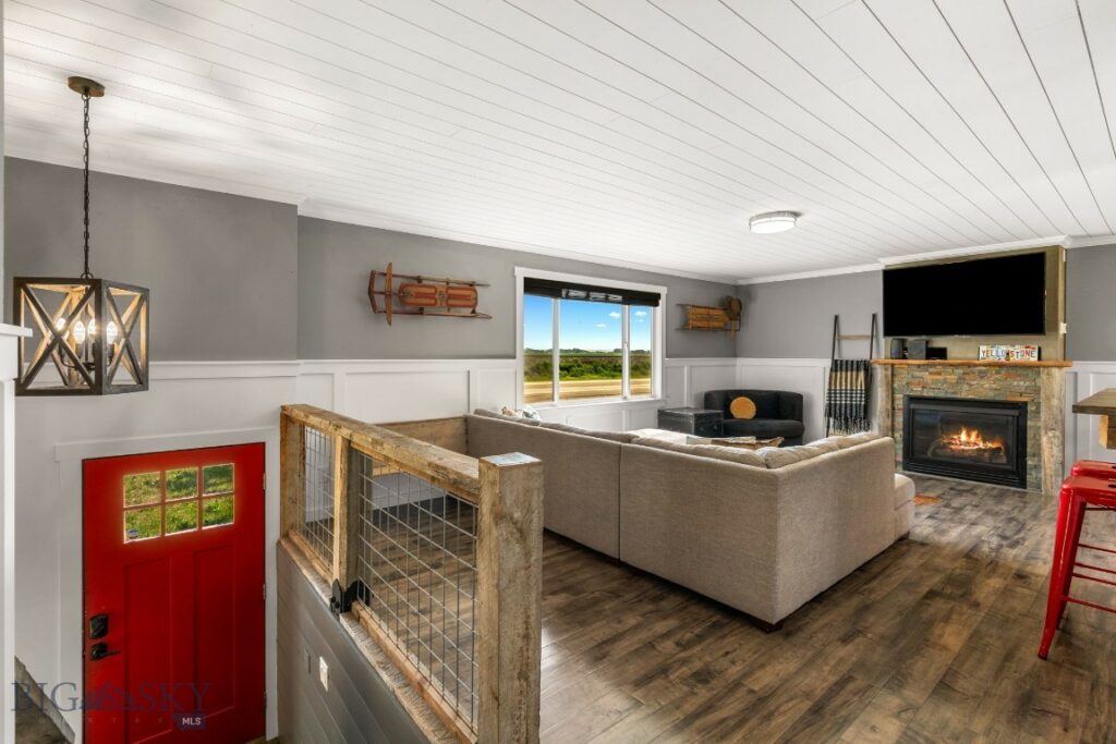 24151 Frontage Road, Bozeman MT 59718