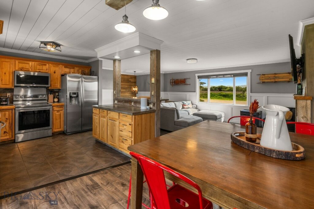 24151 Frontage Road, Bozeman MT 59718