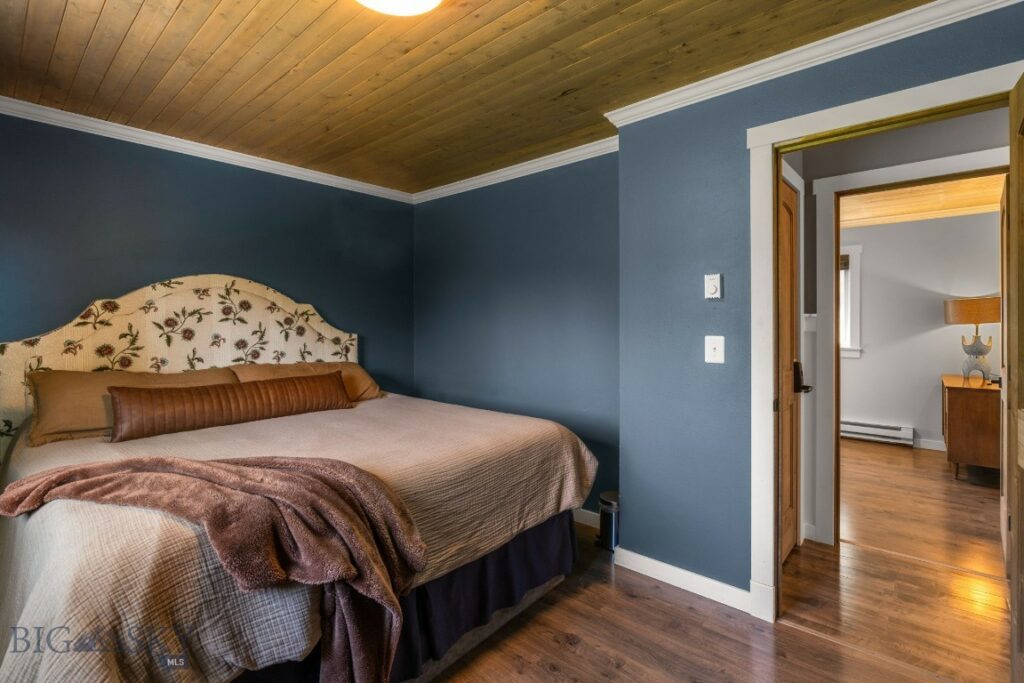 24151 Frontage Road, Bozeman MT 59718