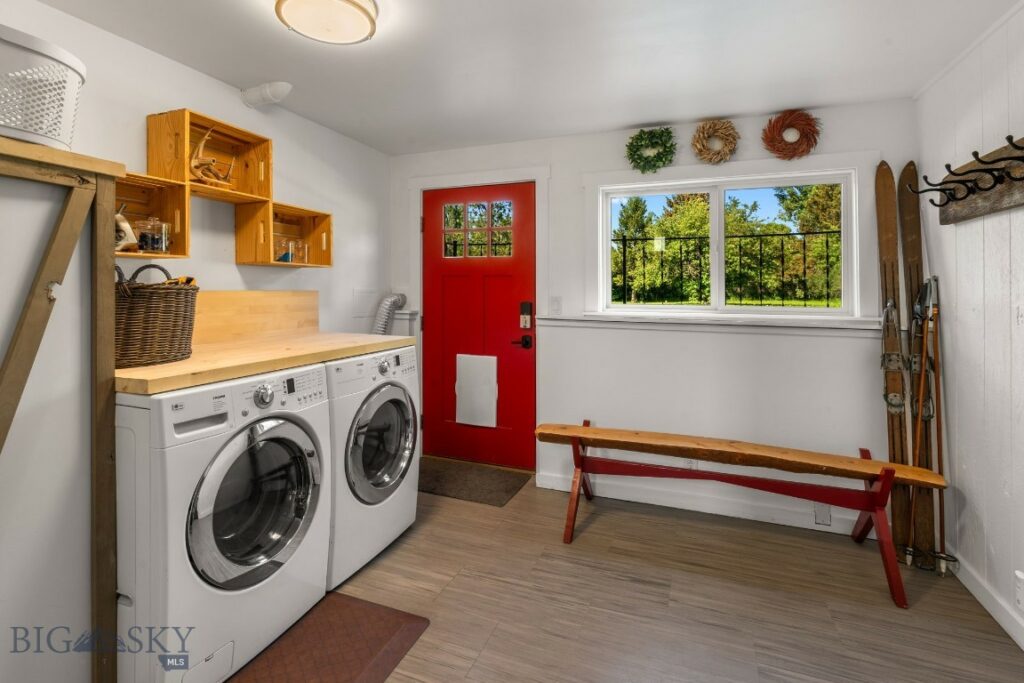 24151 Frontage Road, Bozeman MT 59718