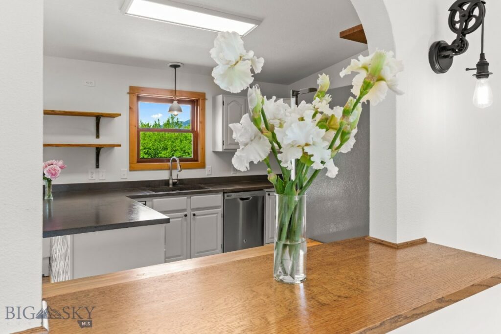 2425 Arnica, Bozeman MT 59715