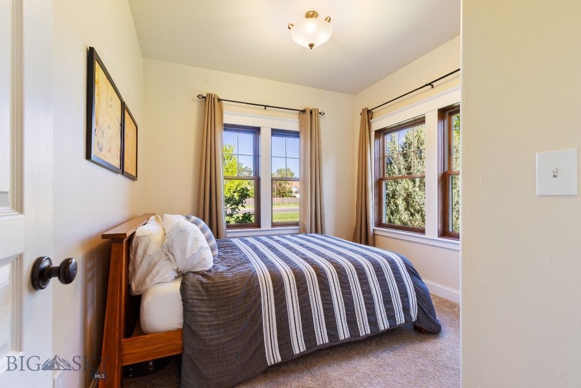 243 N Ferguson Avenue, Bozeman MT 59718