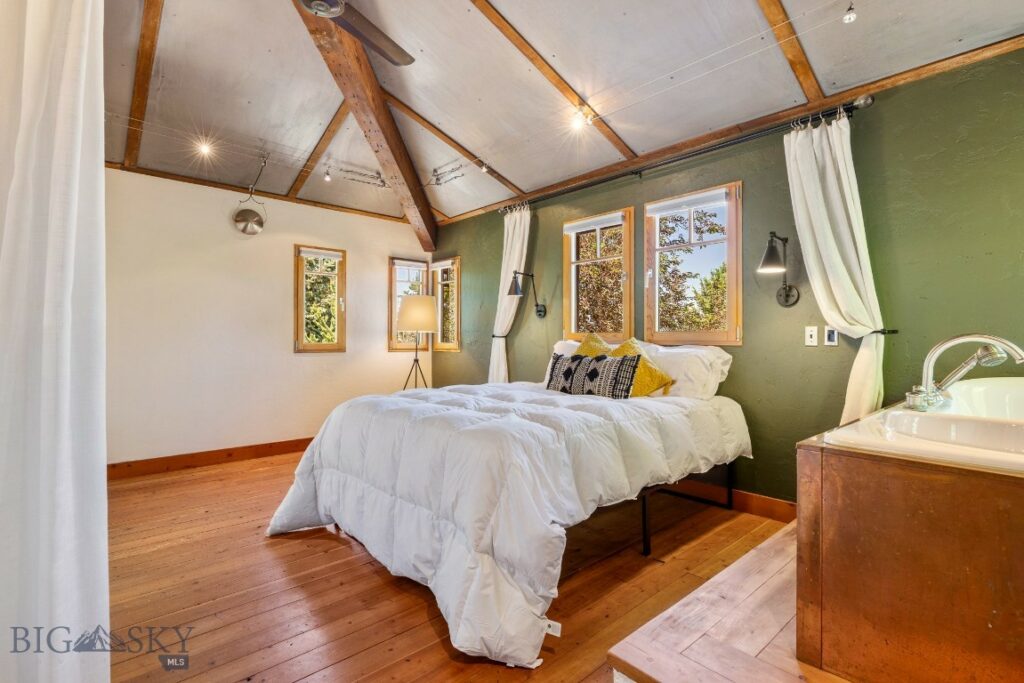 2449 Turkey Red Lane, Bozeman MT 59715
