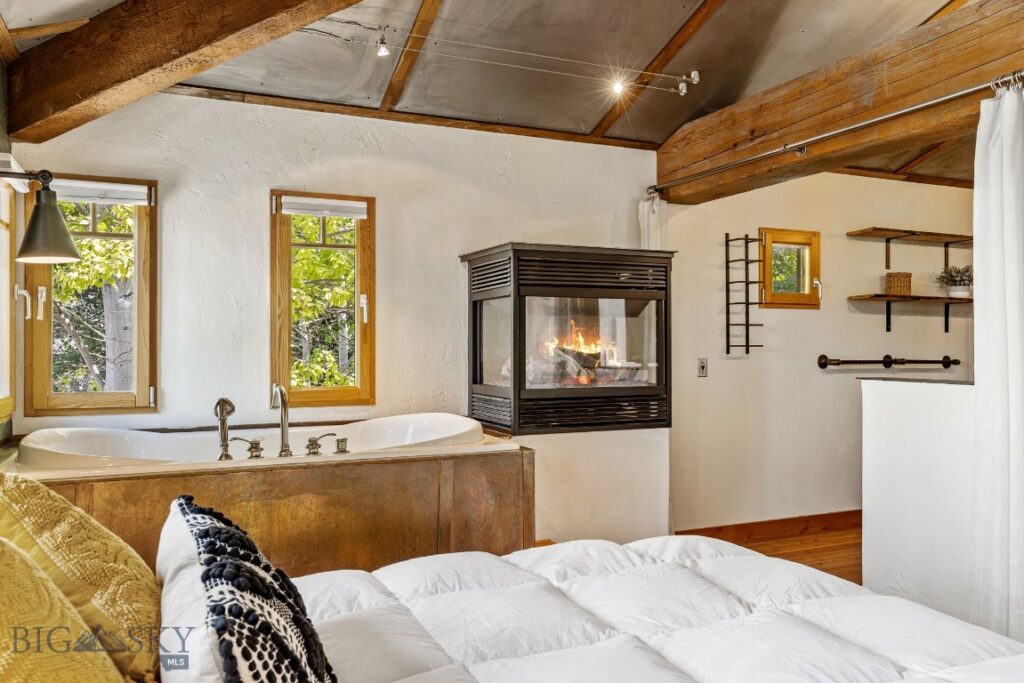 2449 Turkey Red Lane, Bozeman MT 59715