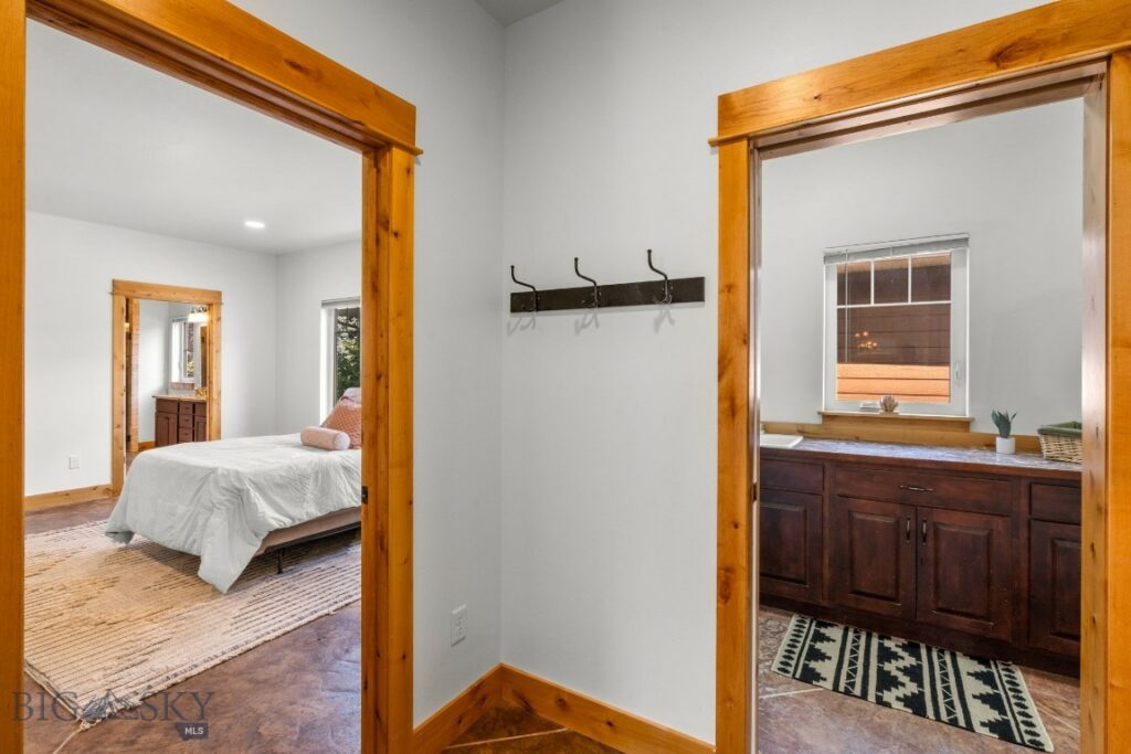 2464 Ferguson Avenue, Bozeman MT 59718