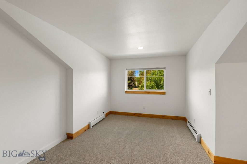 2464 Ferguson Avenue, Bozeman MT 59718