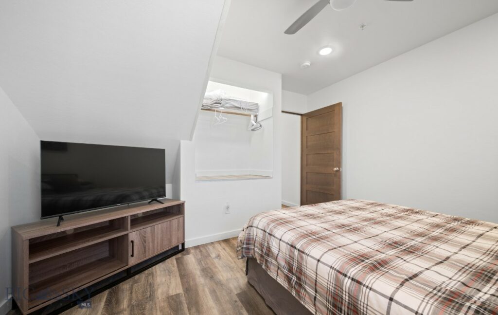 247 New Ventures Drive, Bozeman MT 59718