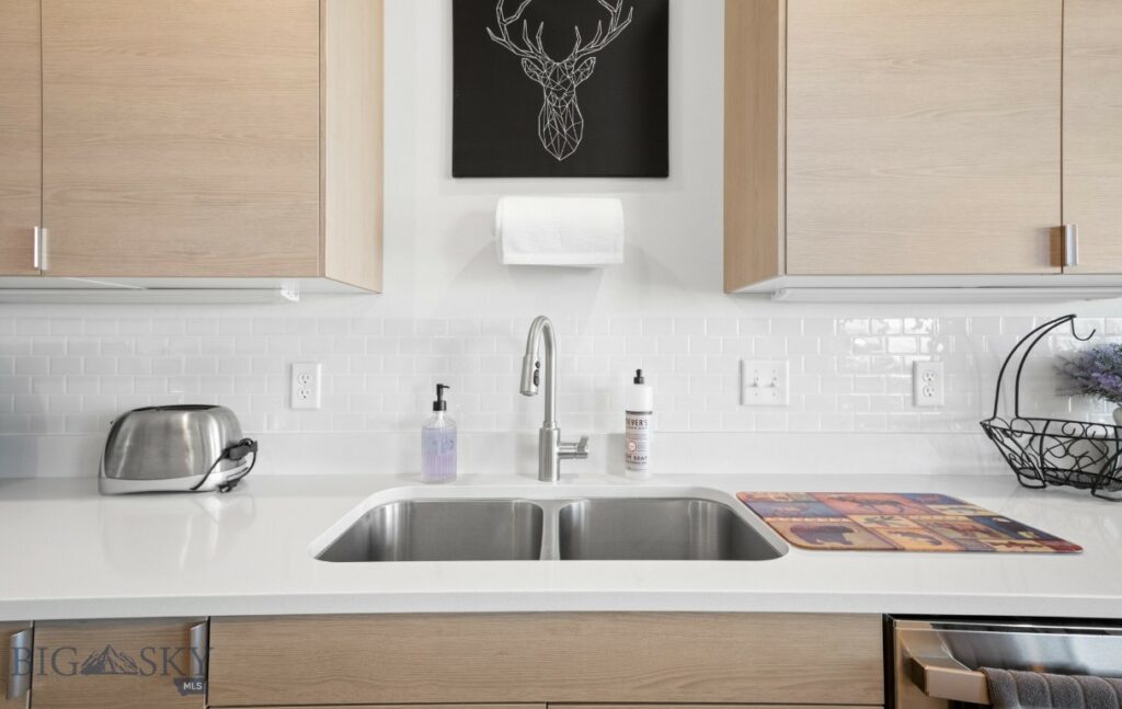 247 New Ventures Drive, Bozeman MT 59718