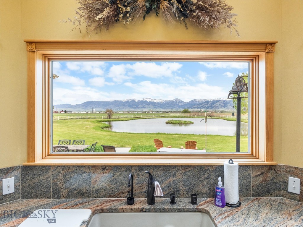 2501 E Cameron Bridge Road, Bozeman MT 59715