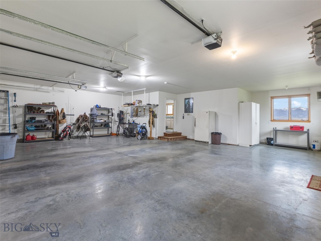 2501 E Cameron Bridge Road, Bozeman MT 59715