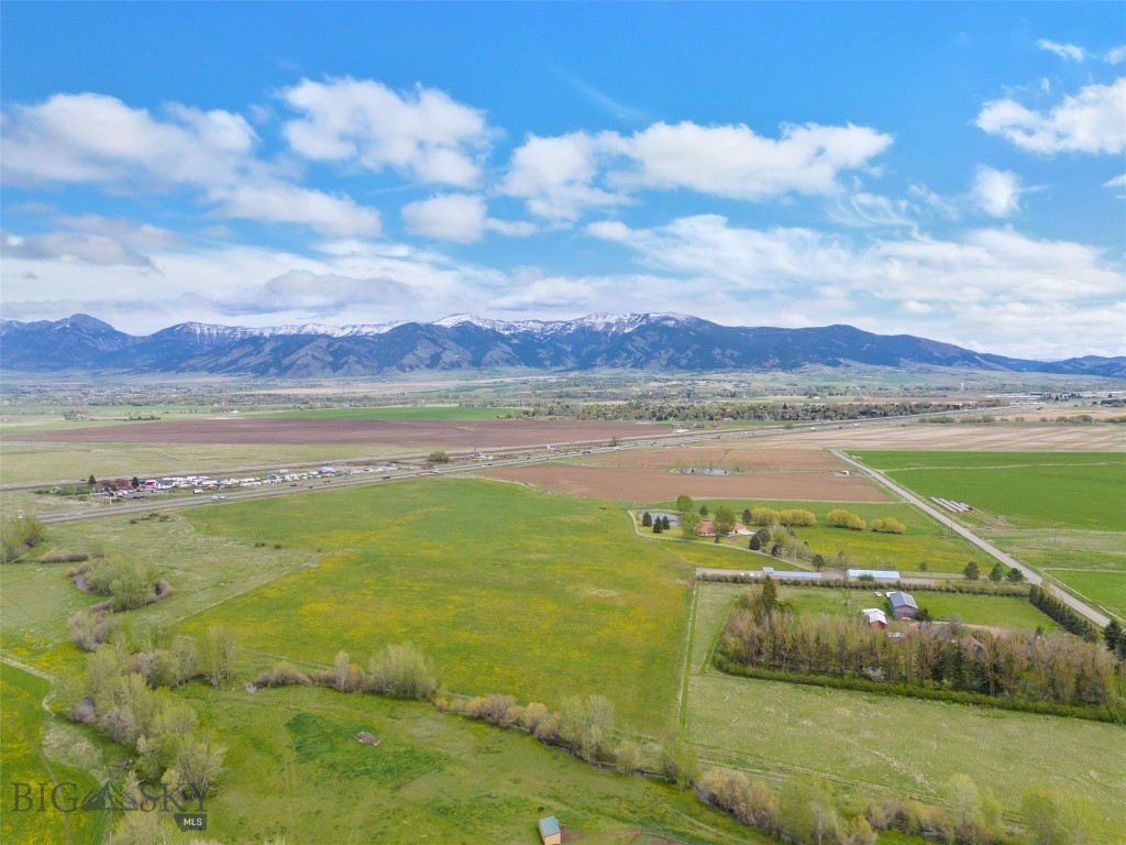 2501 E Cameron Bridge Road, Bozeman MT 59715